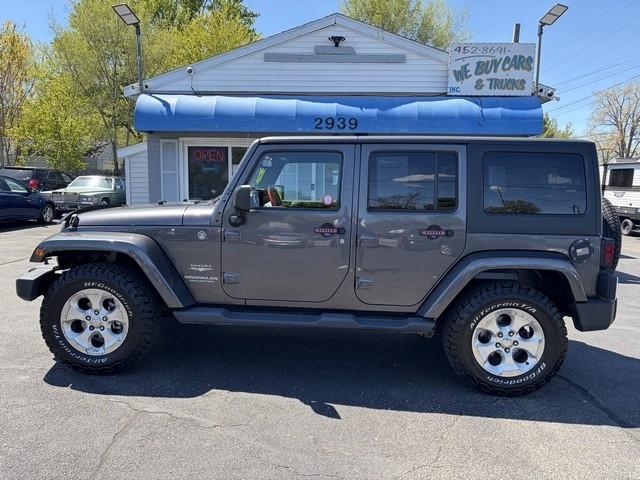 Jeep Wrangler Unlimited Sahara 4WD 2014