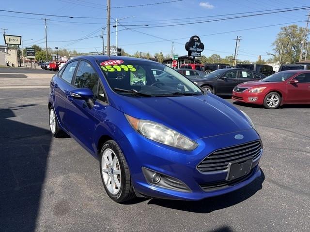 2015 Ford Fiesta SE Sedan