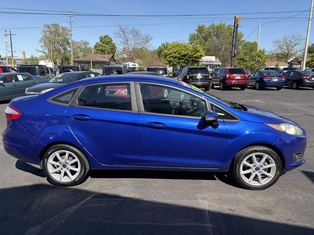 Ford Fiesta SE Sedan 2015