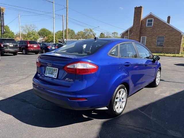 Ford Fiesta SE Sedan 2015