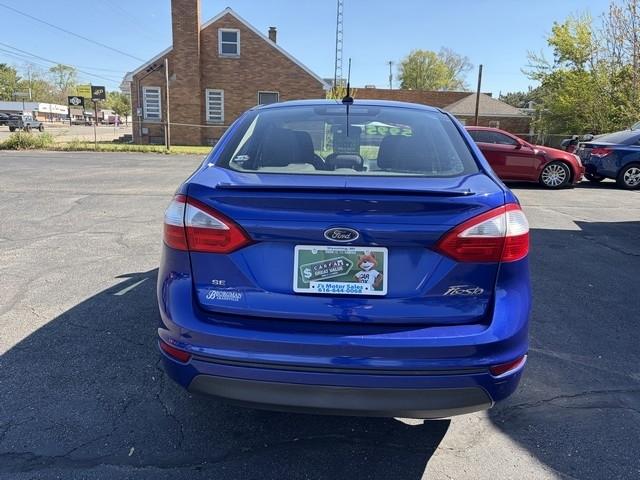 Ford Fiesta SE Sedan 2015