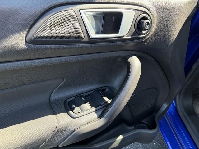 Ford Fiesta SE Sedan 2015