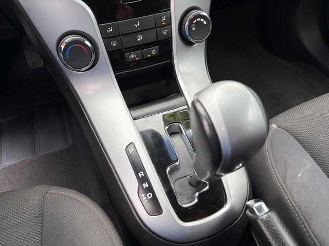 Chevrolet Cruze 1LT 2012