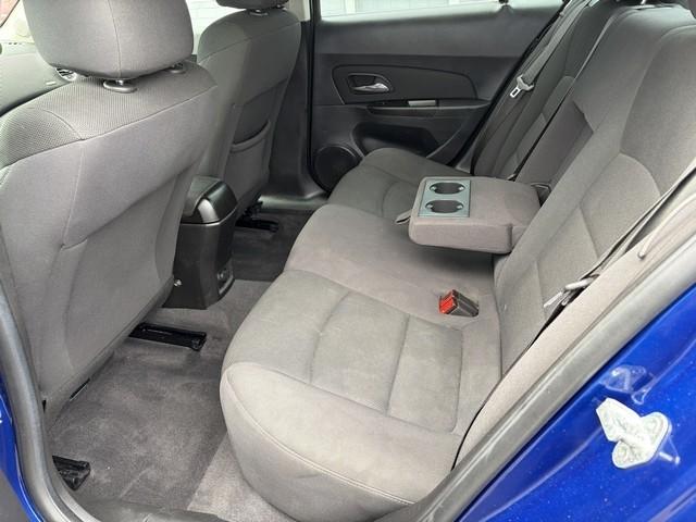 Chevrolet Cruze 1LT 2012