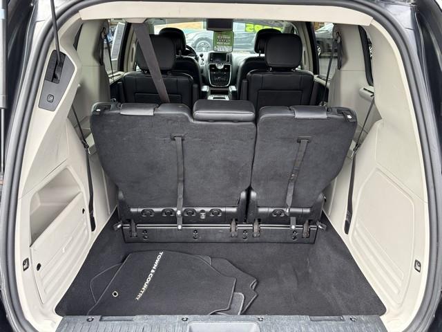 Chrysler Town & Country Touring-L 2015