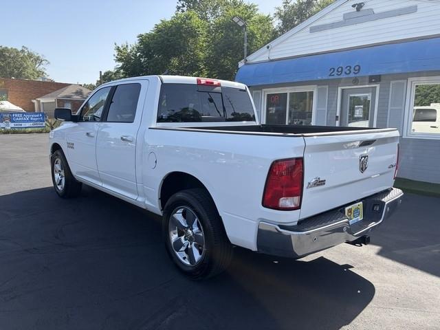 RAM 1500 SLT Crew Cab SWB 4WD 2015