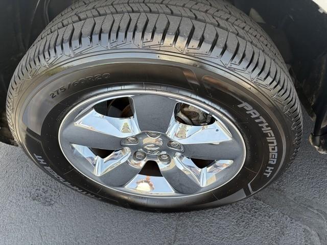 RAM 1500 SLT Crew Cab SWB 4WD 2015