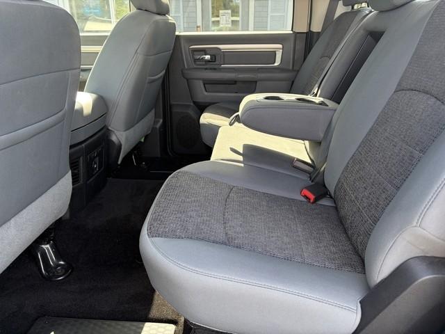 RAM 1500 SLT Crew Cab SWB 4WD 2015