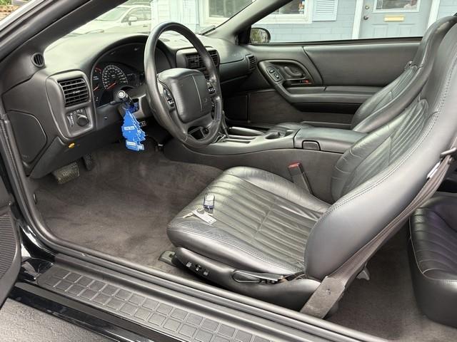 Chevrolet Camaro Z28 Coupe 2001