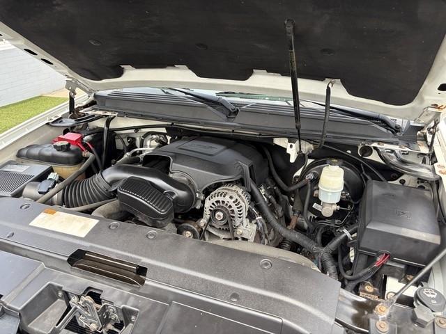 Chevrolet Avalanche LTZ 4WD 2012