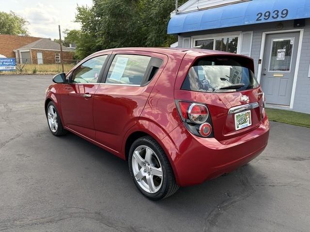 Chevrolet Sonic LTZ 5-Door 2012