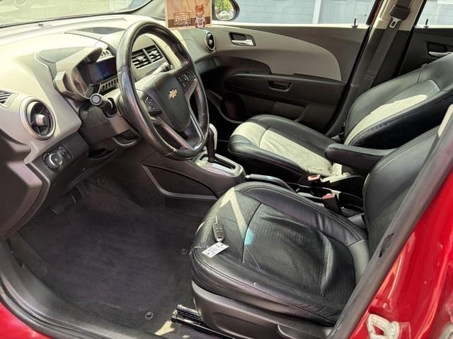Chevrolet Sonic LTZ 5-Door 2012