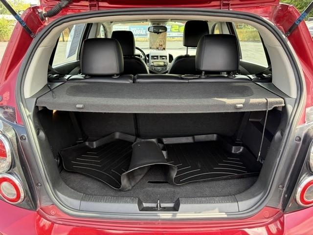 Chevrolet Sonic LTZ 5-Door 2012