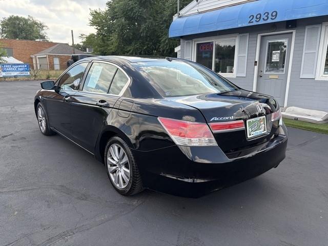 Honda Accord EX Sedan AT 2012