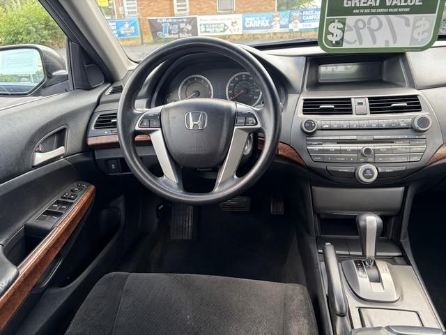 Honda Accord EX Sedan AT 2012