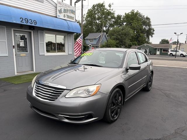 Chrysler 200 LX 2012
