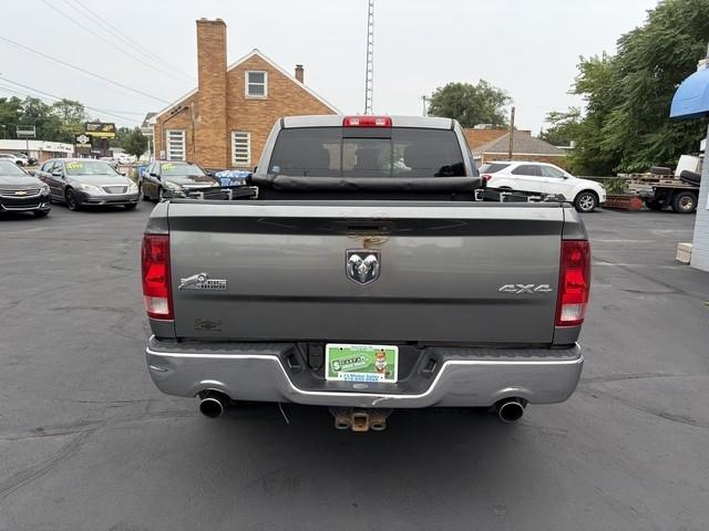 RAM 1500 SLT Quad Cab 4WD 2012