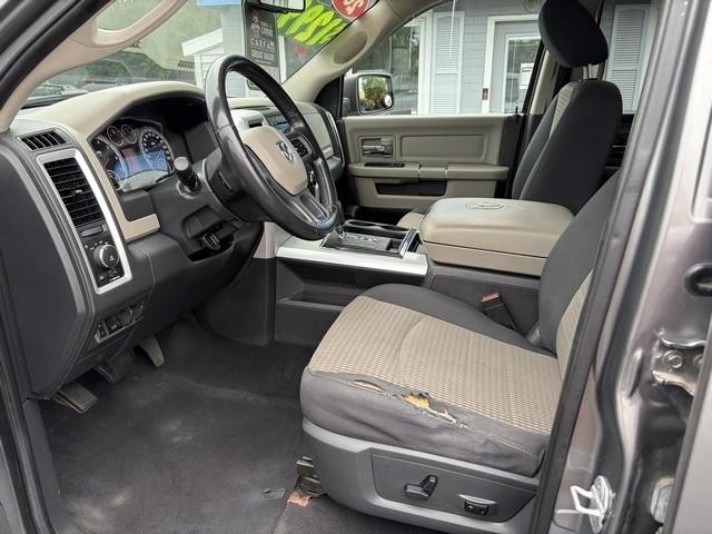 RAM 1500 SLT Quad Cab 4WD 2012