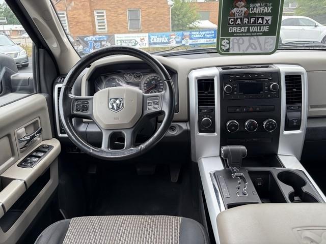 RAM 1500 SLT Quad Cab 4WD 2012