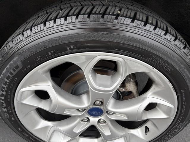 Ford Escape Titanium 4WD 2015