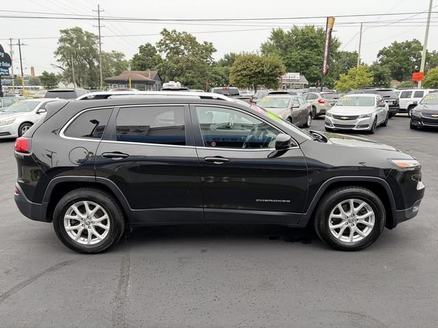 Jeep Cherokee Latitude 4WD 2016