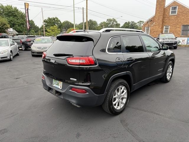Jeep Cherokee Latitude 4WD 2016
