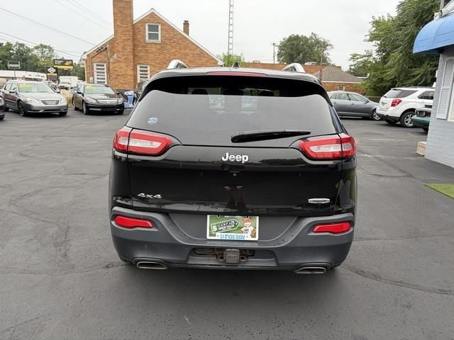 Jeep Cherokee Latitude 4WD 2016