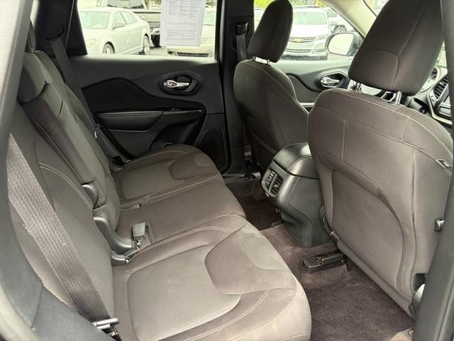 Jeep Cherokee Latitude 4WD 2016