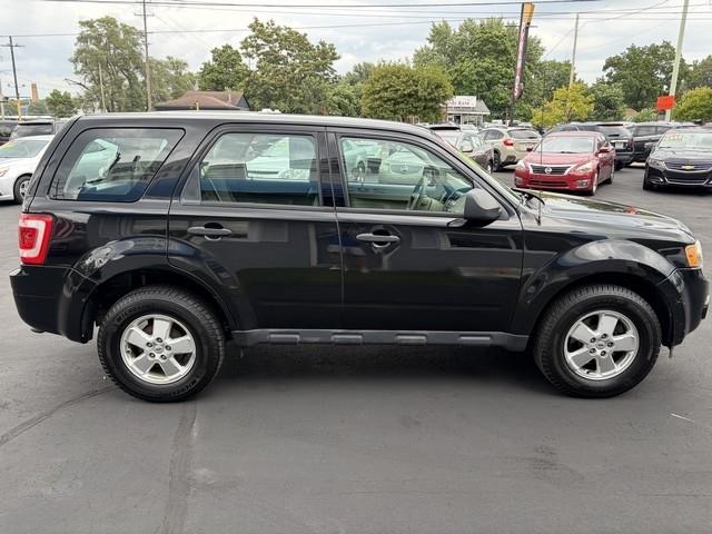 Ford Escape XLS FWD 2011