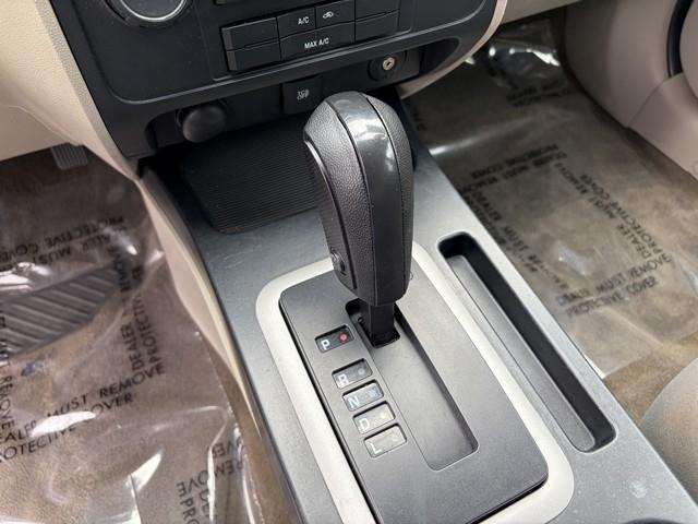 Ford Escape XLS FWD 2011