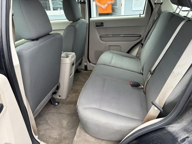 Ford Escape XLS FWD 2011