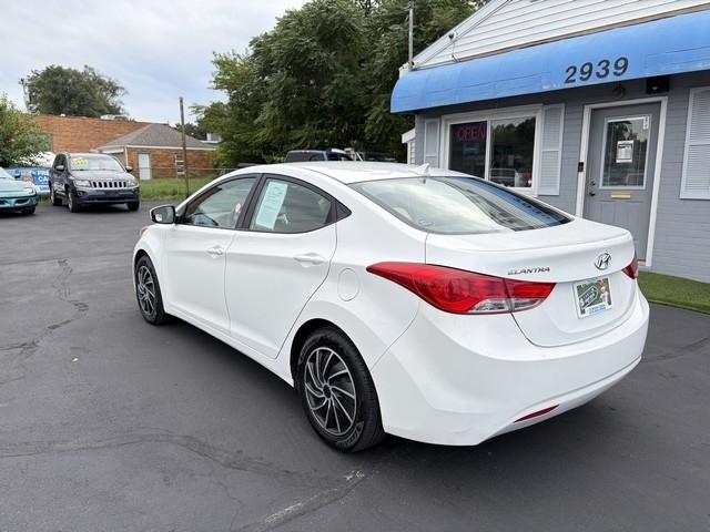 Hyundai Elantra GLS A/T 2012