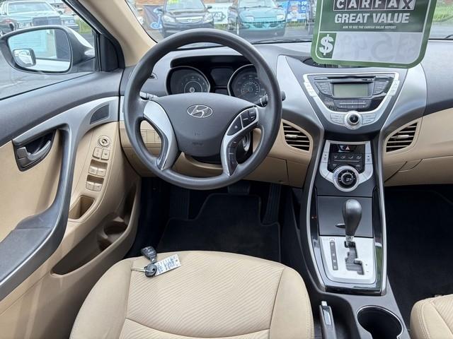 Hyundai Elantra GLS A/T 2012