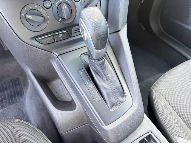 Ford Focus S Sedan 2014