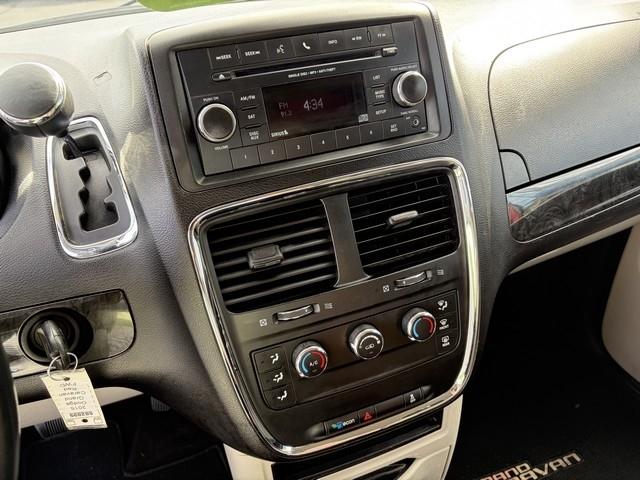 Dodge Grand Caravan SE 2015