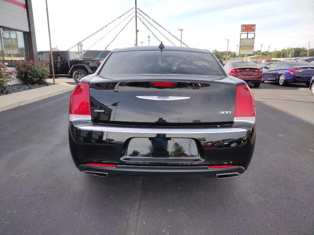 Chrysler 300 Limited AWD 2020