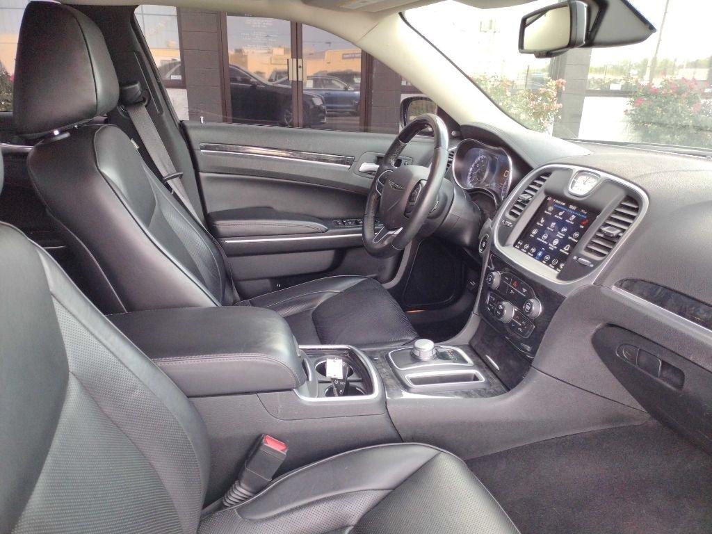Chrysler 300 Limited AWD 2020