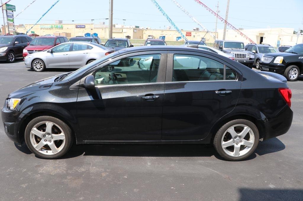 Chevrolet Sonic 4dr Sdn Auto LTZ 2015