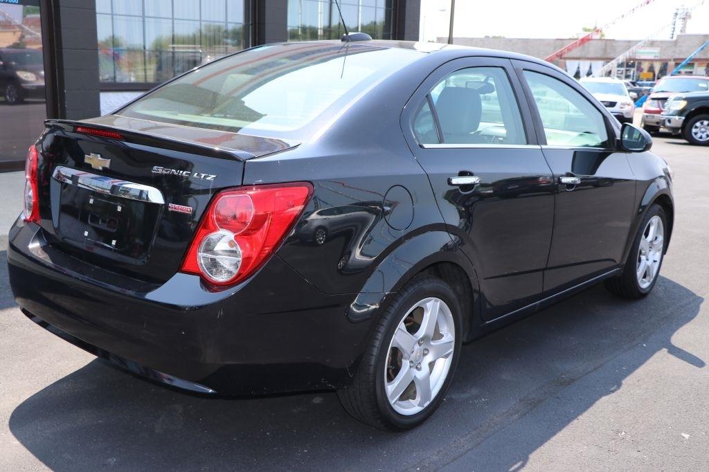 Chevrolet Sonic 4dr Sdn Auto LTZ 2015