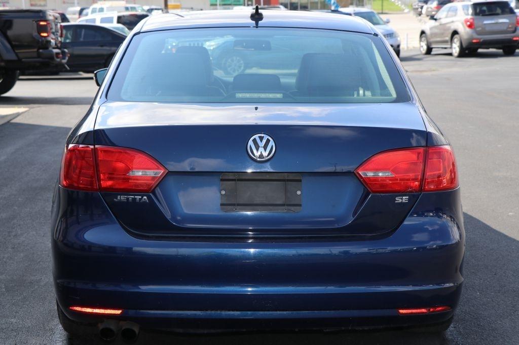 Volkswagen Jetta Sedan 4dr Auto SE PZEV 2014