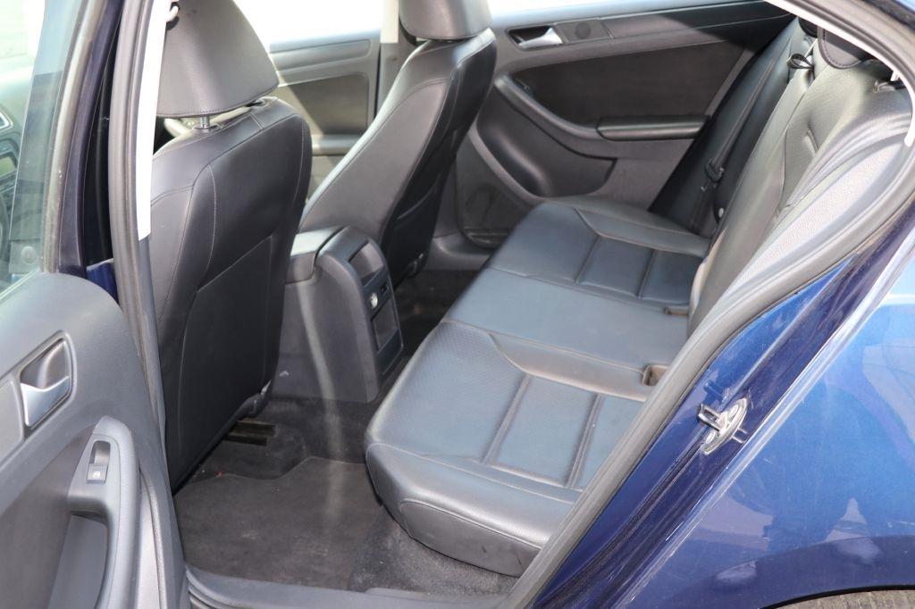 Volkswagen Jetta Sedan 4dr Auto SE PZEV 2014