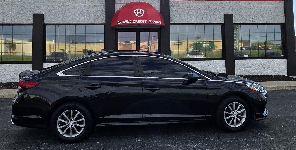 Hyundai Sonata SE 2.4L 2019