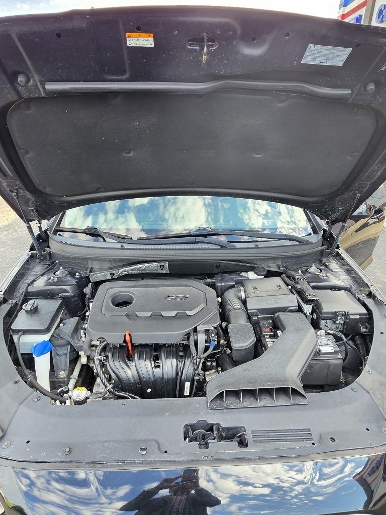 Hyundai Sonata SE 2.4L 2019