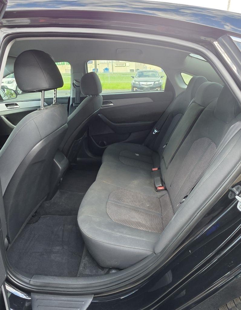 Hyundai Sonata SE 2.4L 2019