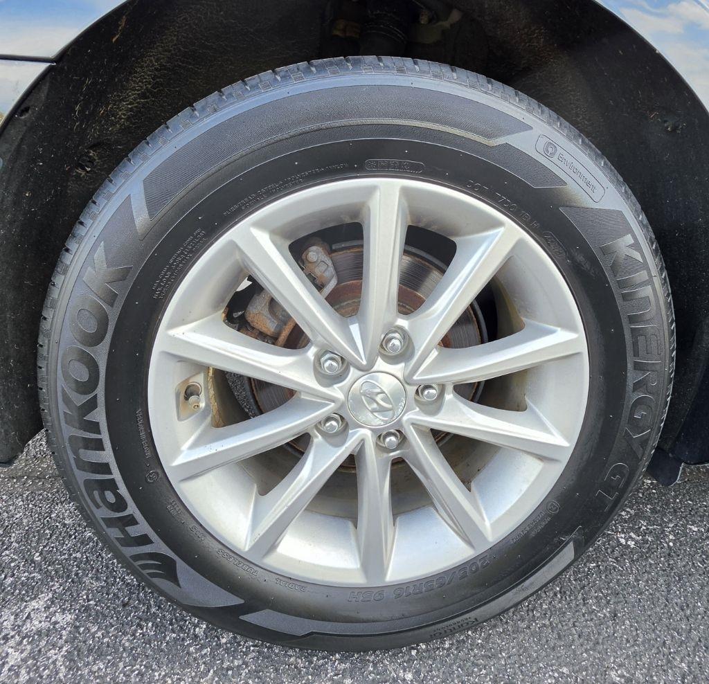 Hyundai Sonata SE 2.4L 2019