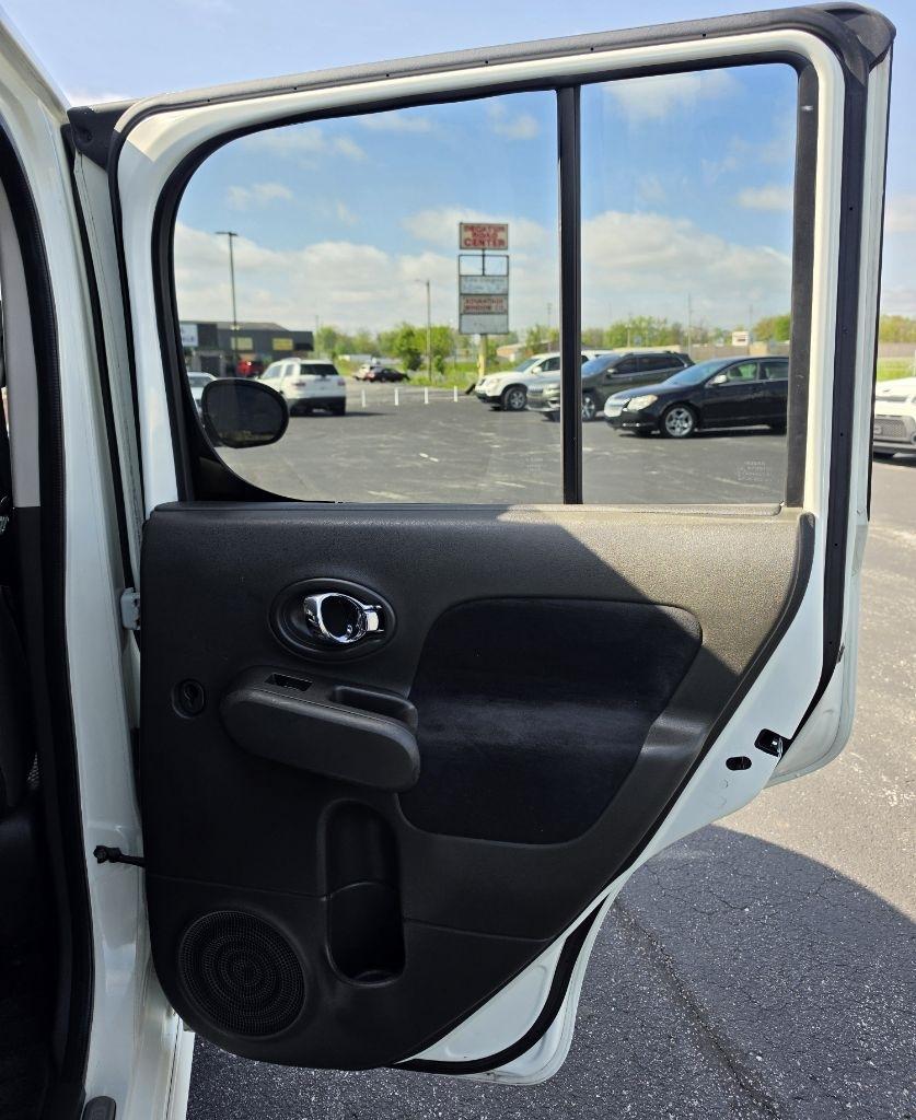 Nissan Cube 5dr Wgn I4 CVT 1.8 S Krom Edition 2010