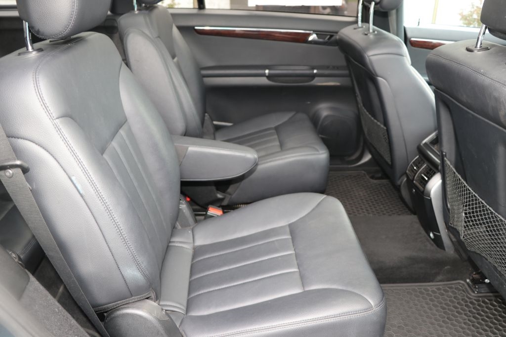 Mercedes-Benz R-Class 4MATIC 4dr R 350 2010