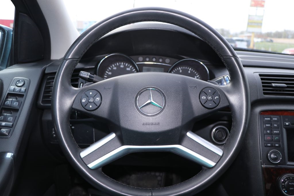 Mercedes-Benz R-Class 4MATIC 4dr R 350 2010