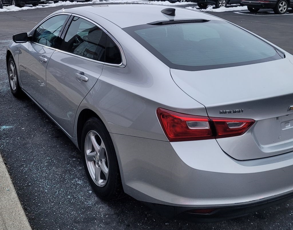 Chevrolet Malibu 4dr Sdn LS w/1LS 2017