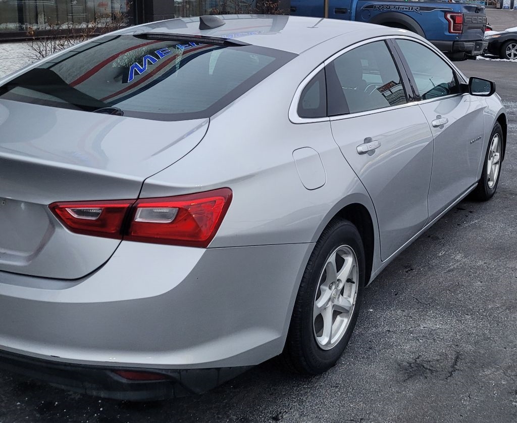 Chevrolet Malibu 4dr Sdn LS w/1LS 2017